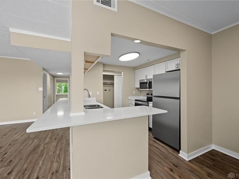 1116 Eagle Feather Circle, West Carrollton, OH 45449 Photo 10