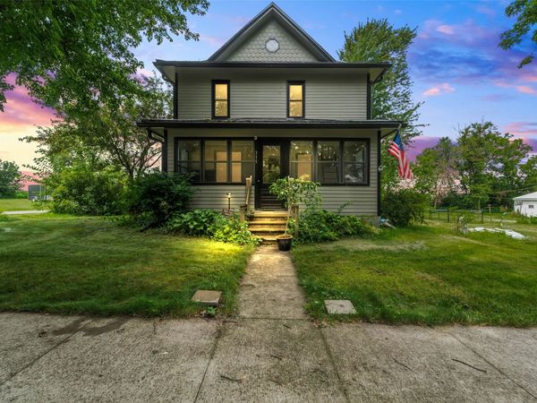 315 S Pine Street, Zearing, IA 50278
