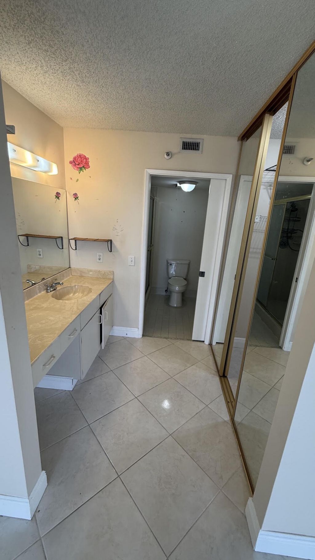 2334 S Cypress Bend Drive, Unit 802, Pompano Beach, FL 33069 Photo