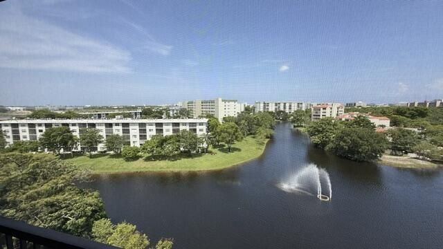 2334 S Cypress Bend Drive, Unit 802, Pompano Beach, FL 33069 Photo