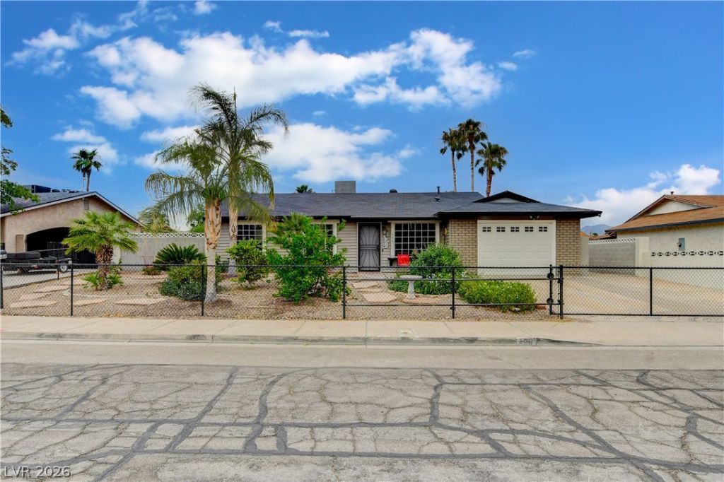 406 Ash Street , Henderson, NV 89015