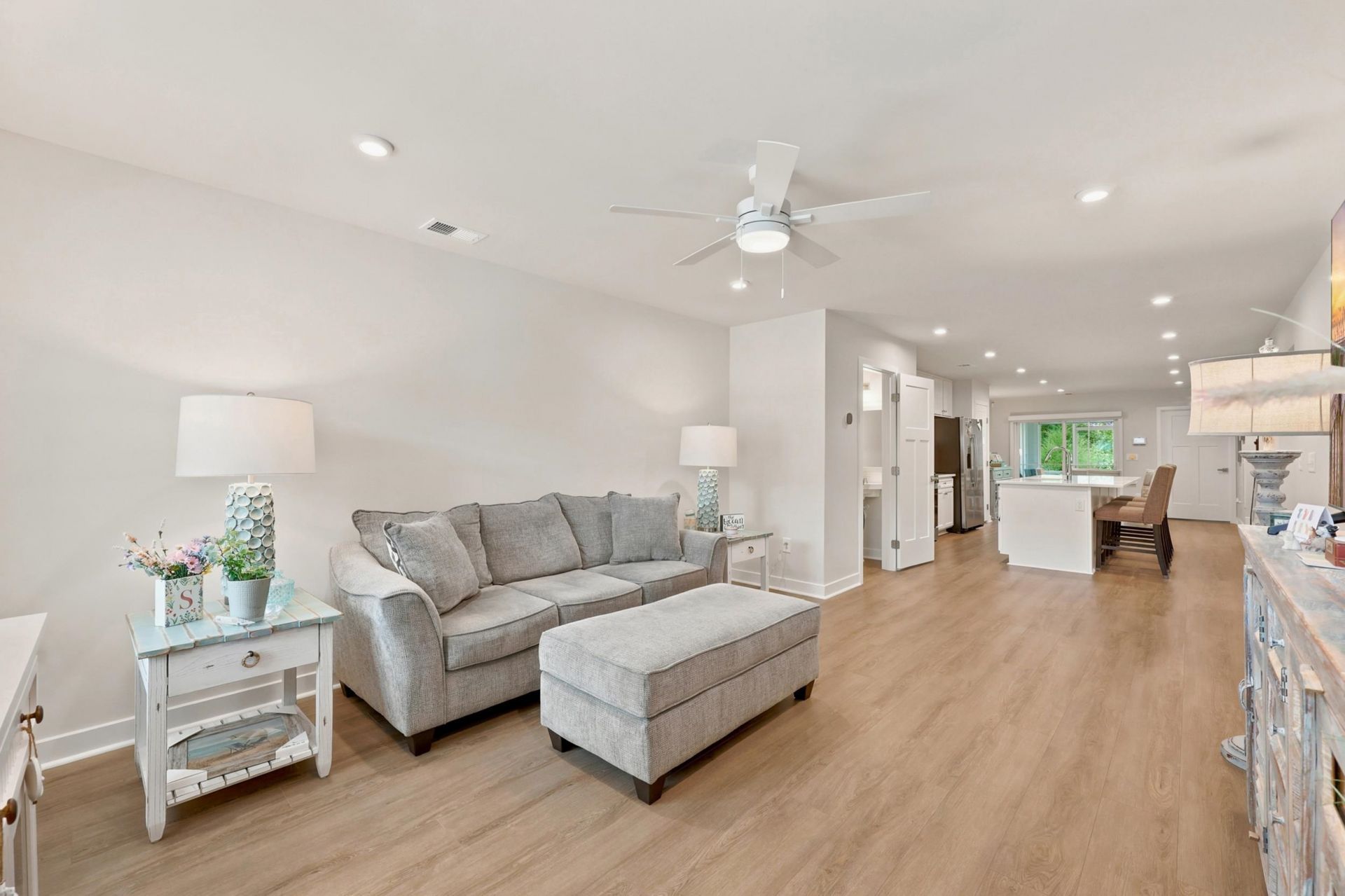 2367 Elowen Ln.  Photo 8