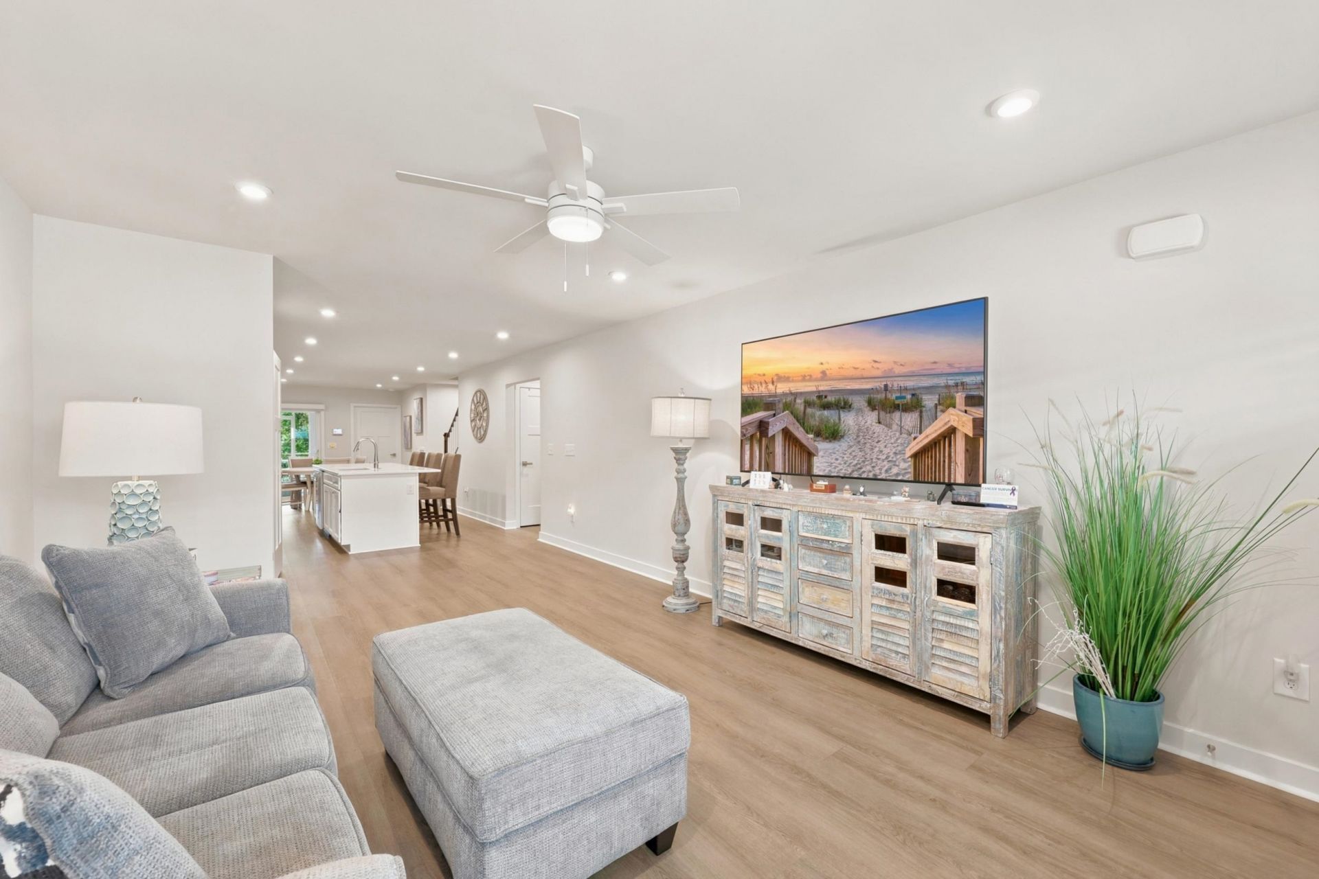 2367 Elowen Ln.  Photo 9