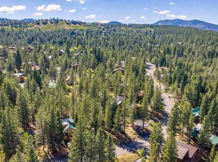 13020 Hillside Drive , Truckee, CA 96161 Photo