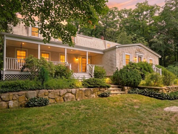 621 W Falmouth Highway, West Falmouth, MA 02540