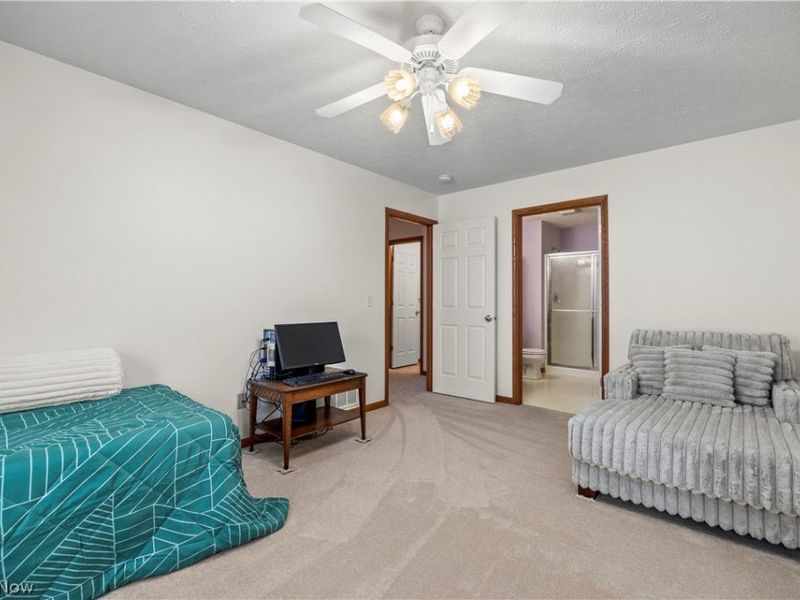 519 Heather Woods Drive, Elyria, OH 44035 Photo 21