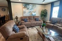 90 Bomar Place photo 4