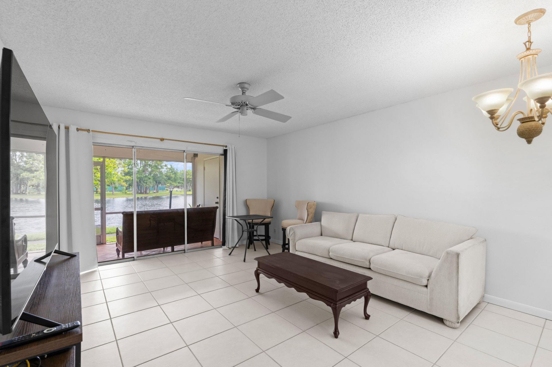 315 Cape Cod Circle, Unit B, Lake Worth, FL 33467 Photo