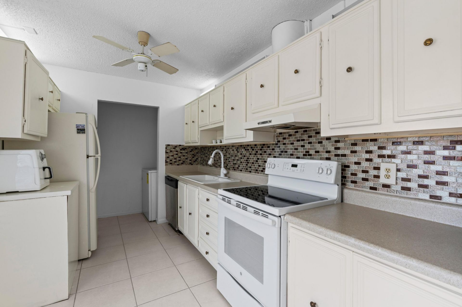 315 Cape Cod Circle, Unit B, Lake Worth, FL 33467 Photo