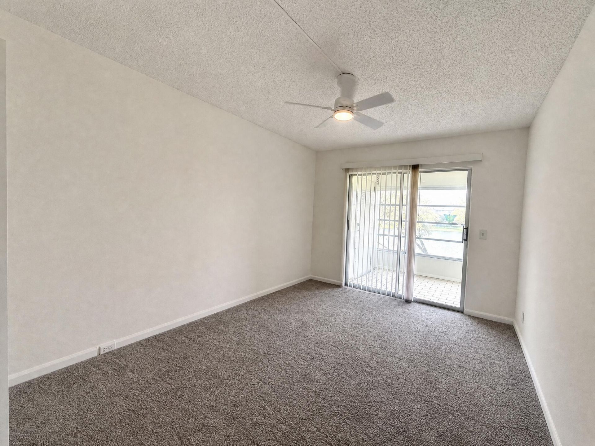 2005 Hythe A, Unit 2005, Boca Raton, FL 33434 Photo
