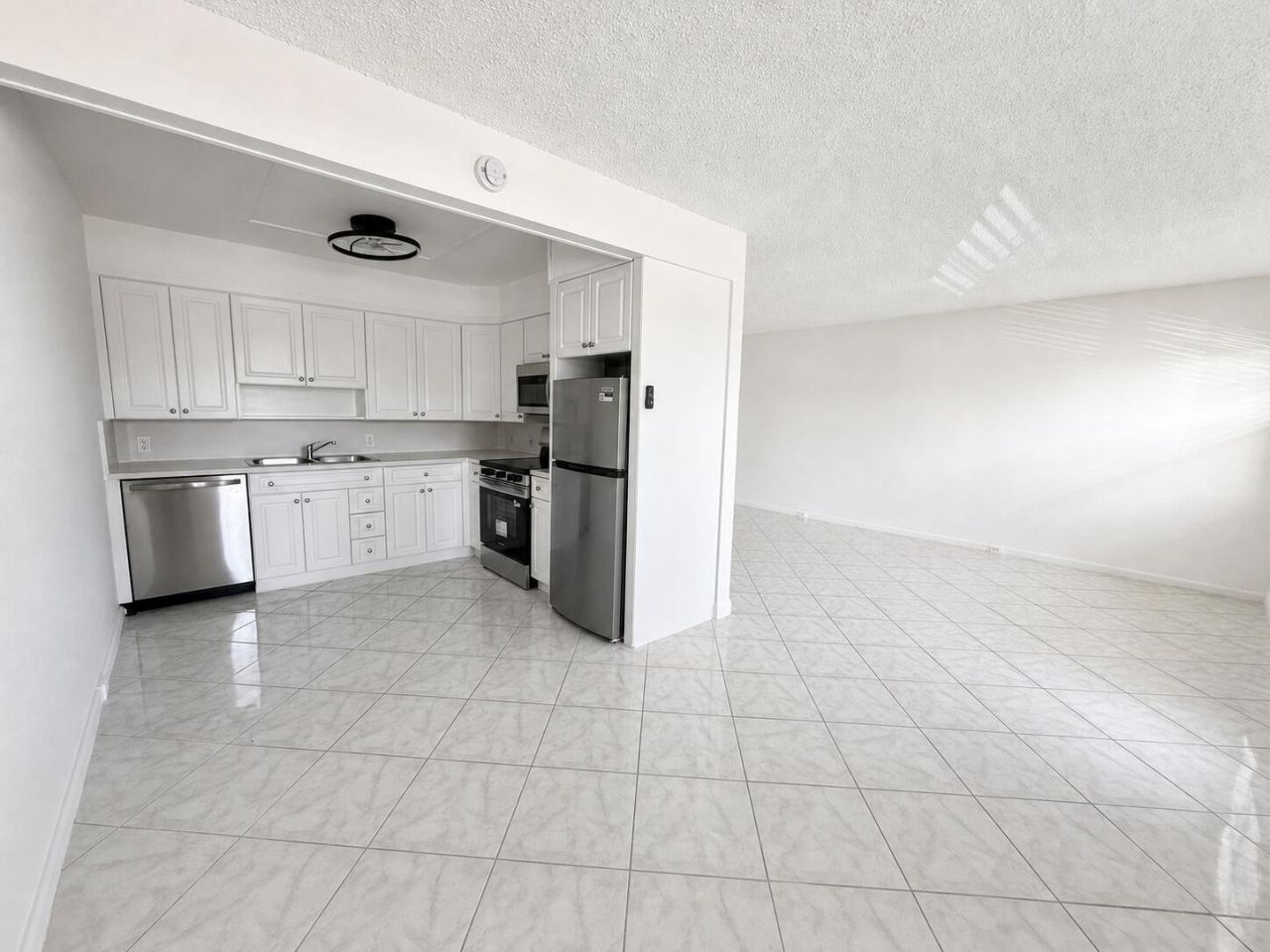 2005 Hythe A, Unit 2005, Boca Raton, FL 33434 Photo