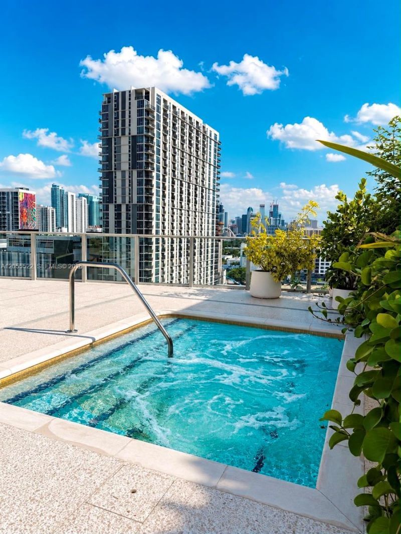 90 NE 32nd St, Unit 1020, Miami, FL 33137 Photo