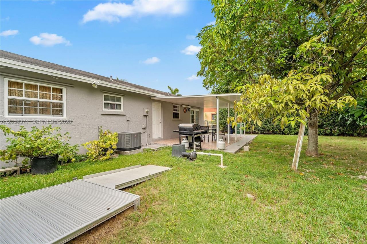 14521 SW 297th St, Homestead, FL 33033 Photo