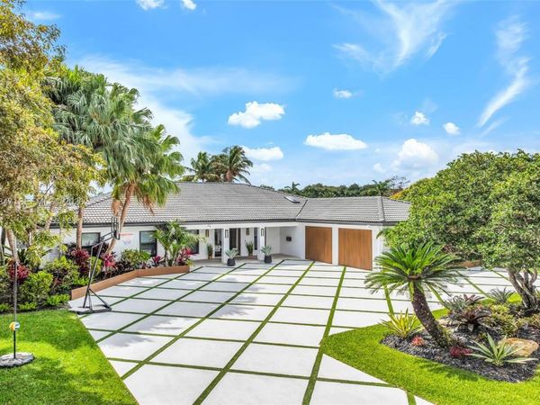 4430 Casper Ct, Hollywood, FL 33021