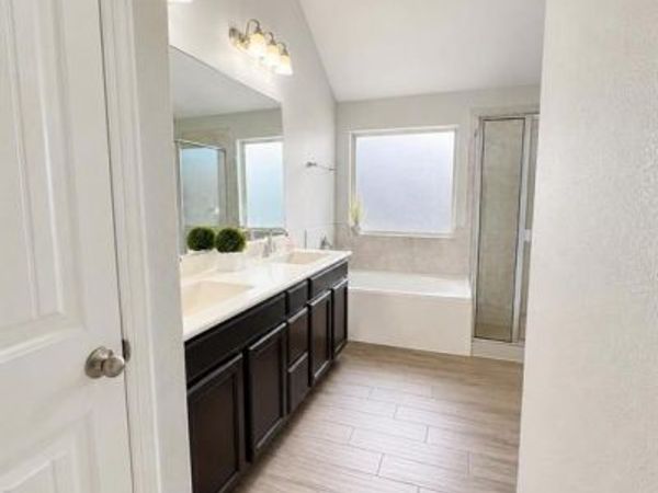 347 Chamberlain Drive, Fate, TX 75189