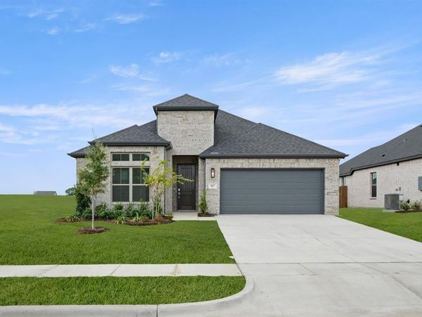 117 Trinity Street, Grandview, TX 76050