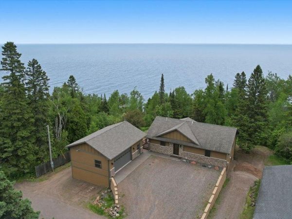 828 Slater Drive , Beaver Bay, MN 55614