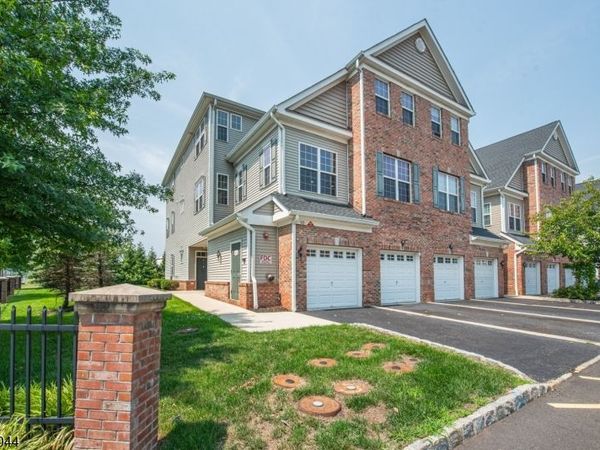 2 Station Sq, Union, NJ 07083