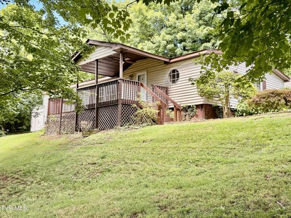 3327 Horseshoe Drive, Kingsport, TN 37663