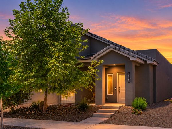 6129 Strand Loop SE, Albuquerque, NM 87106