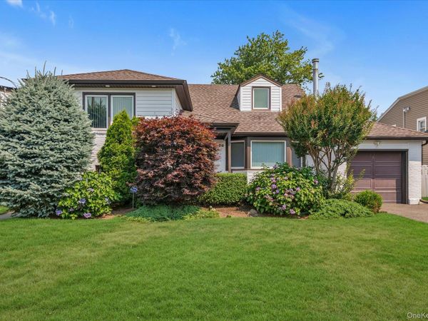 4020 Judith Lane , Oceanside, NY 11572