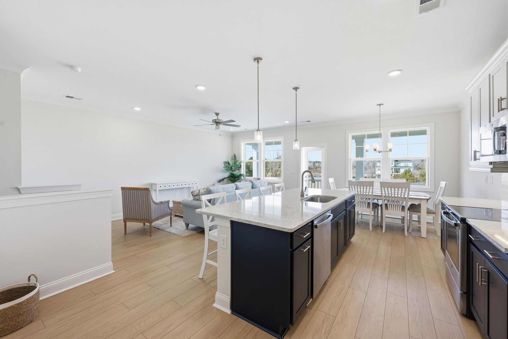 1313 Battery Park Dr. Photo 16