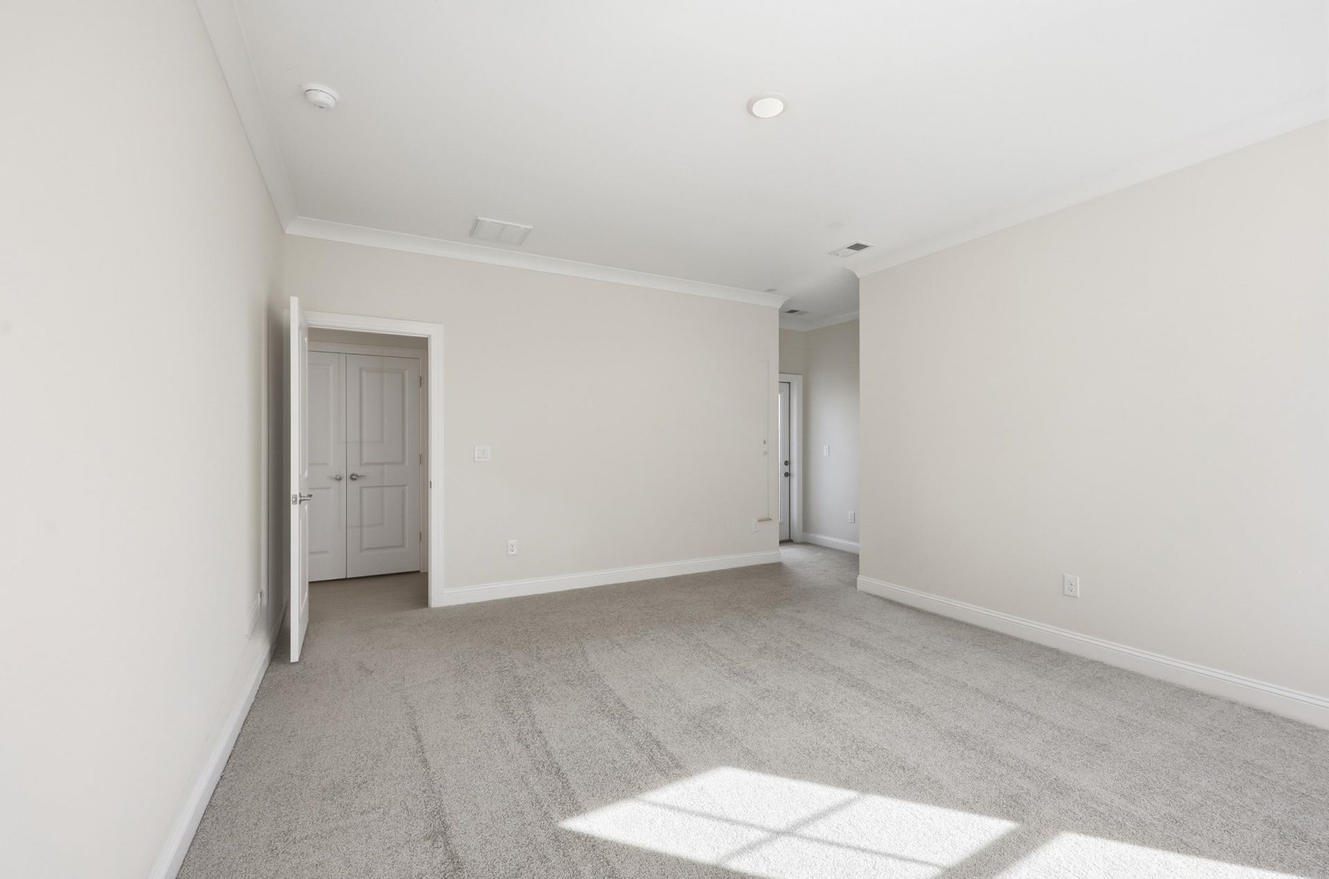 1313 Battery Park Dr. Photo 20