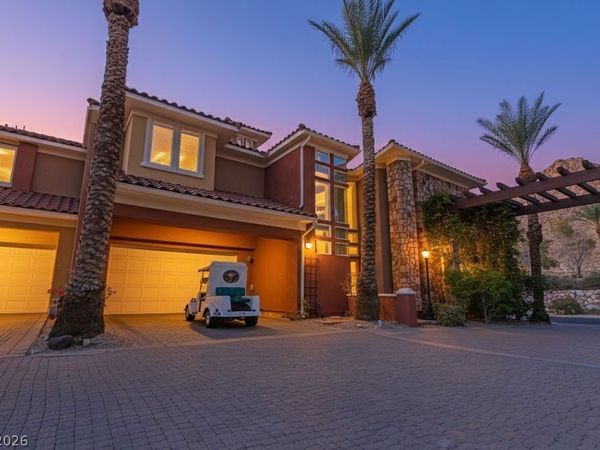 18 Cerchio Alto , Henderson, NV 89011