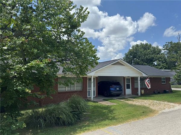 795 - 797 S Dockery Lane , Fayetteville, AR 72701