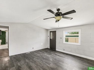 15025 E Plaza, Unit 192, Omaha, NE 68137