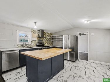 15025 E Plaza, Unit 192, Omaha, NE 68137
