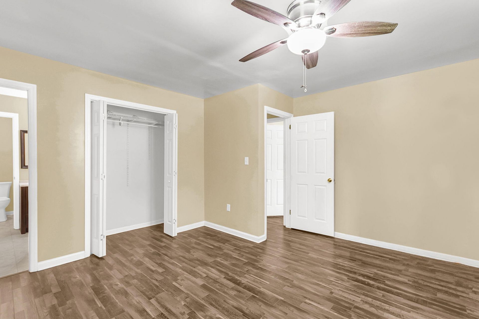 216 Gardenia Street Photo 21