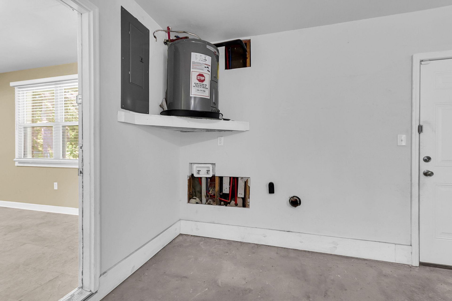 216 Gardenia Street Photo 23