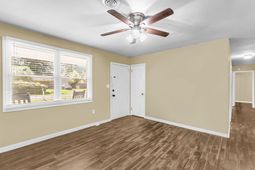 216 Gardenia Street photo 4