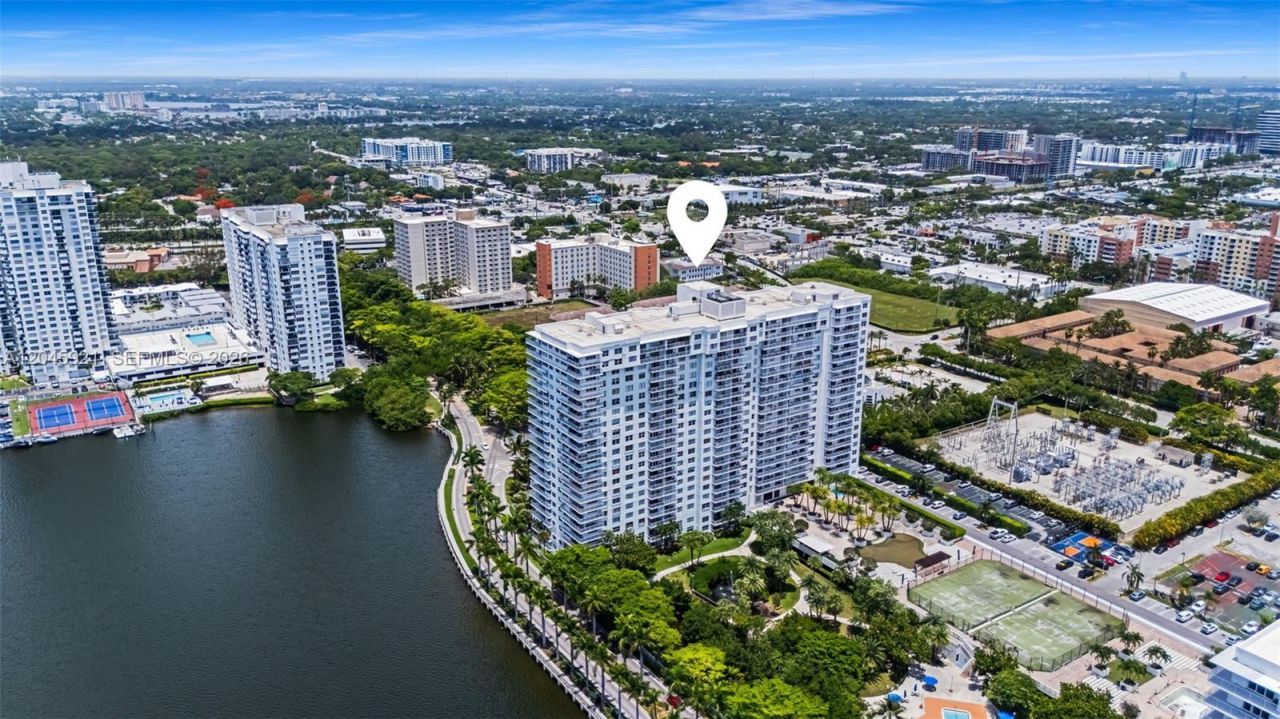 2801 NE 183rd St , Unit 1801W, Aventura, FL 33160 Photo