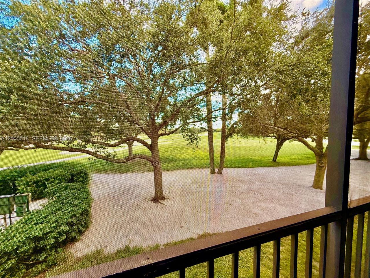 200 Jacaranda Country Club Dr, Unit 4B, Plantation, FL 33324 Photo