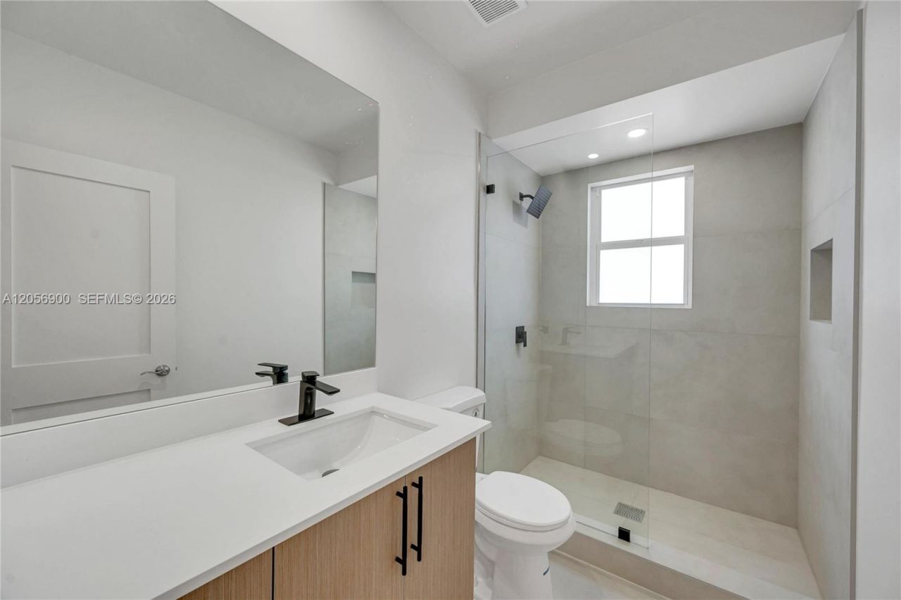 893 NE 81st St , Unit 1, Miami, FL 33138 Photo