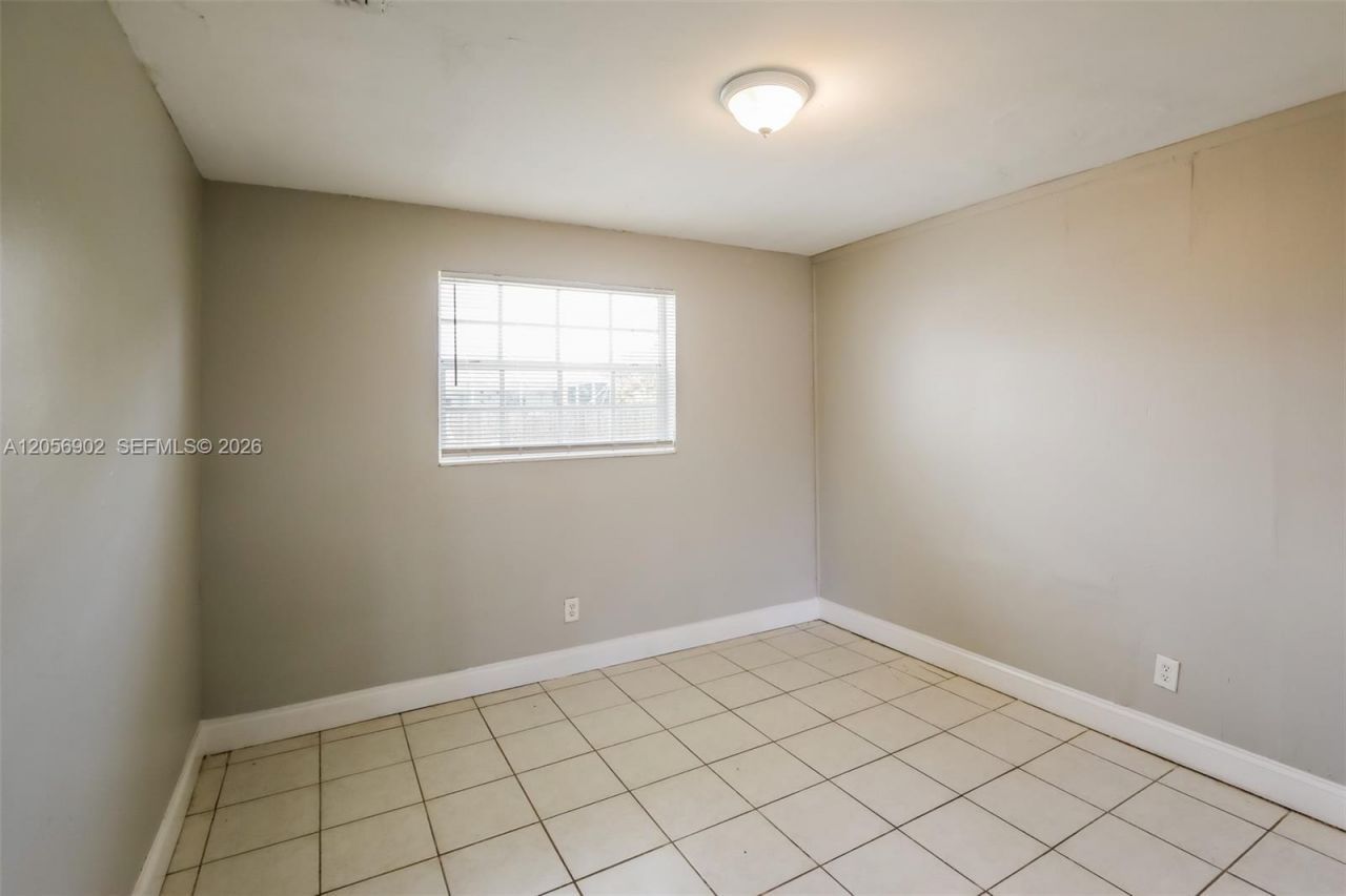 7171 SW 10th Ct , Pembroke Pines, FL 33023 Photo
