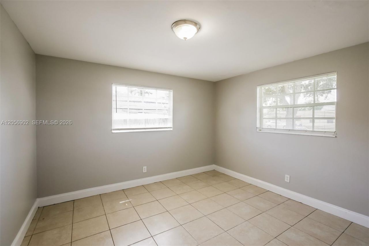 7171 SW 10th Ct , Pembroke Pines, FL 33023 Photo
