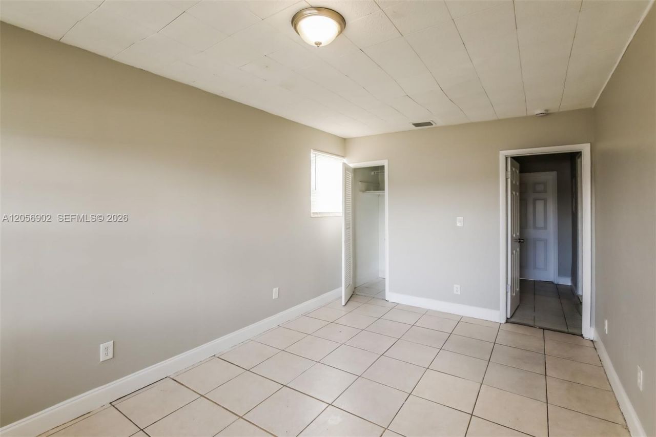 7171 SW 10th Ct , Pembroke Pines, FL 33023 Photo
