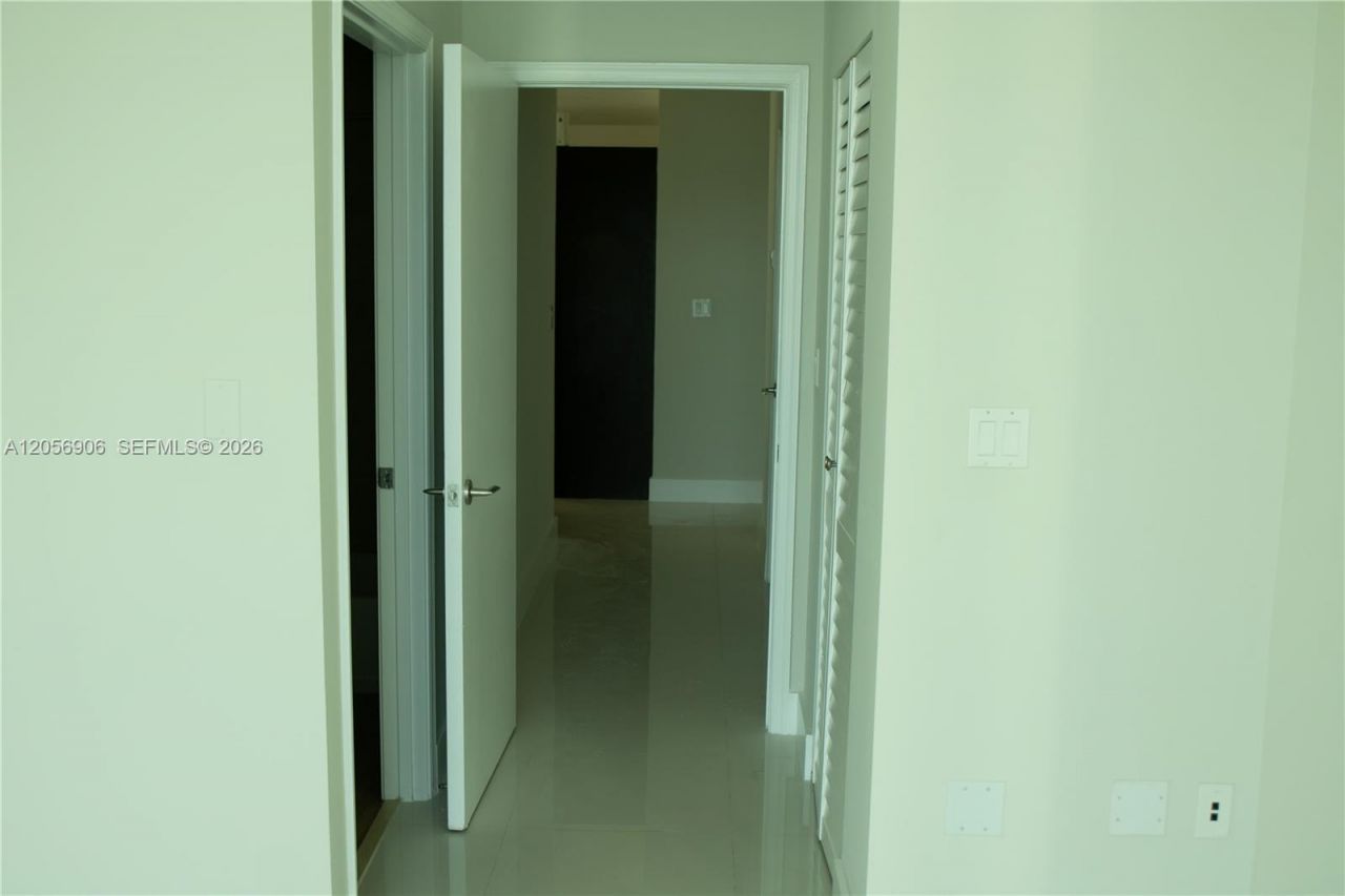 7928 East Dr, Unit 701, North Bay Village, FL 33141 Photo