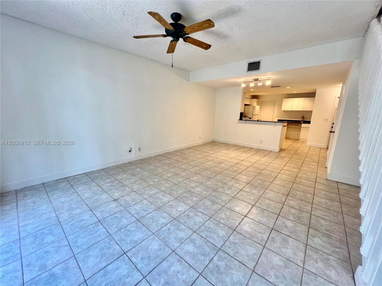 1387 Barcelona Way , Unit 3-26, Weston, FL 33327 Photo