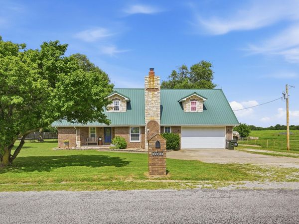 22733 Lawrence 1050 , Pierce City, MO 65723