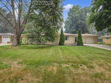 5577 Althea Street, Shelby Twp, MI 48316
