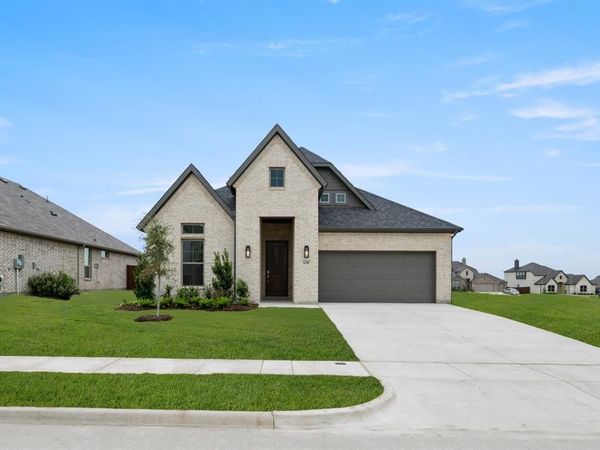 128 Trinity Street, Grandview, TX 76050