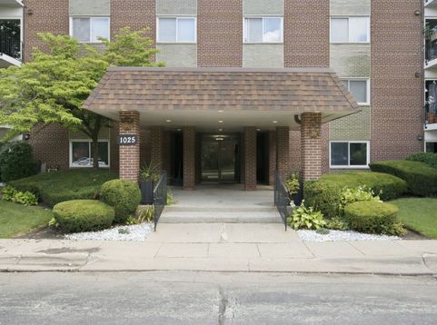 Main Photo
