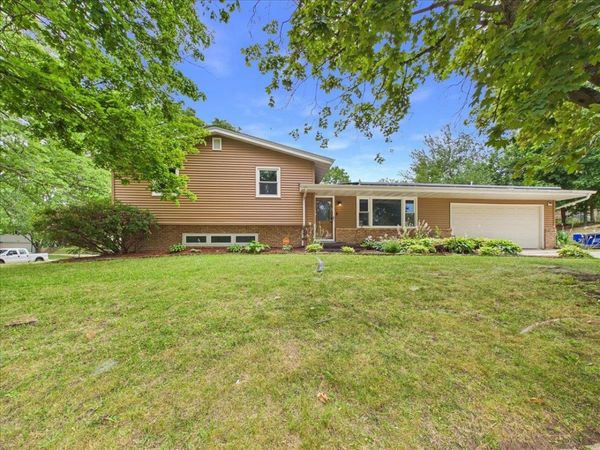 4315 Dempster Avenue, ROCKFORD, IL 61108