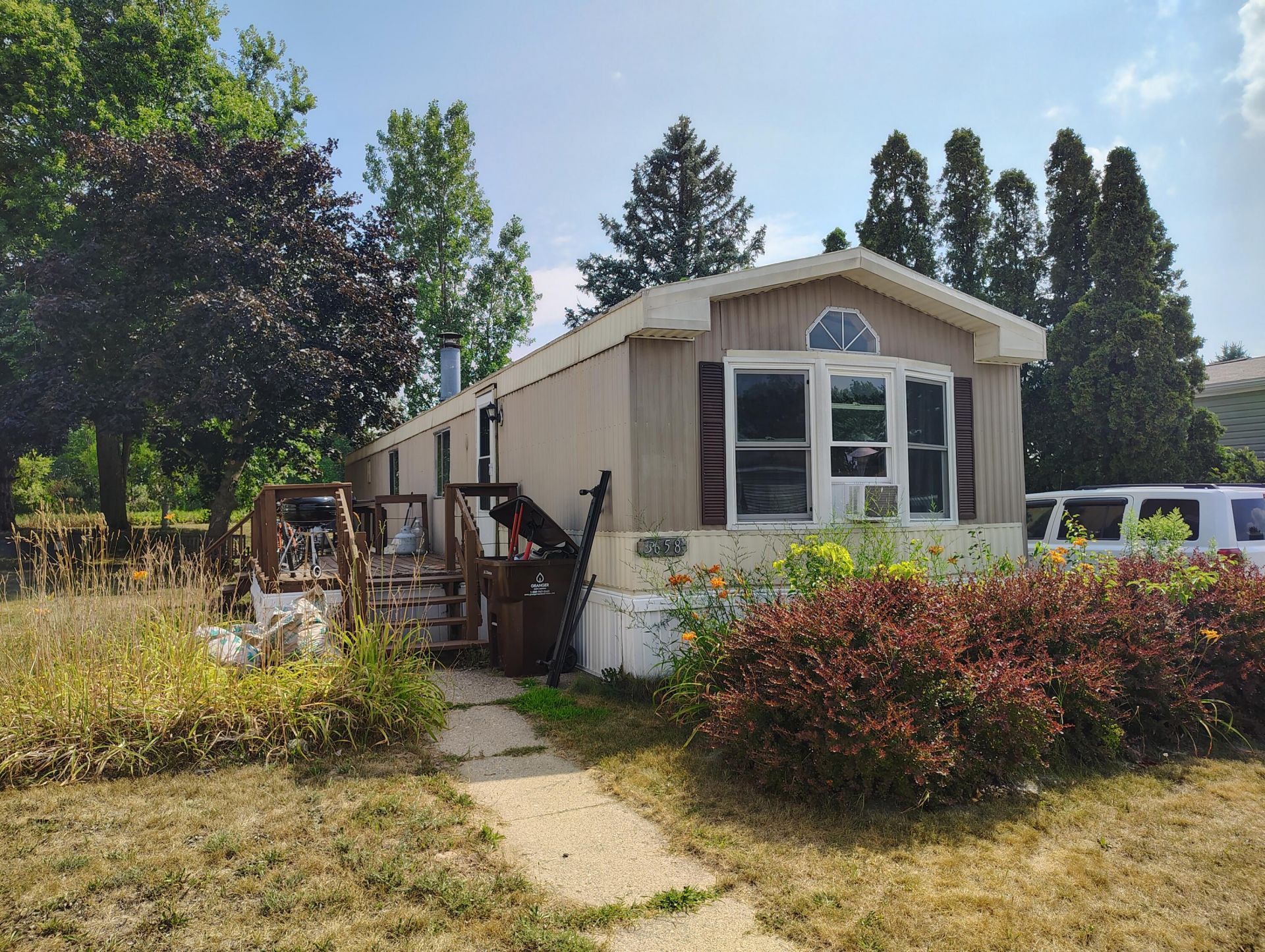 3658 Sugar Loaf Street Nw, Grand Rapids, MI 49544 Main Photo