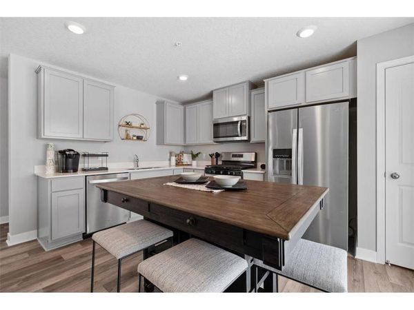 13753 Victoria Meadows Court, Rosemount, MN 55068