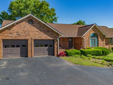 2331 US-60 , Marion, KY 42064